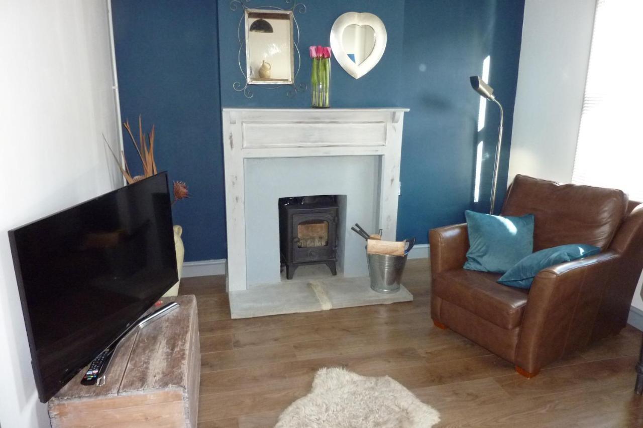 A Wonderful Place In The Hub Of The City, Yet On The Edge Of The Countryside Salisbury Eksteriør bilde